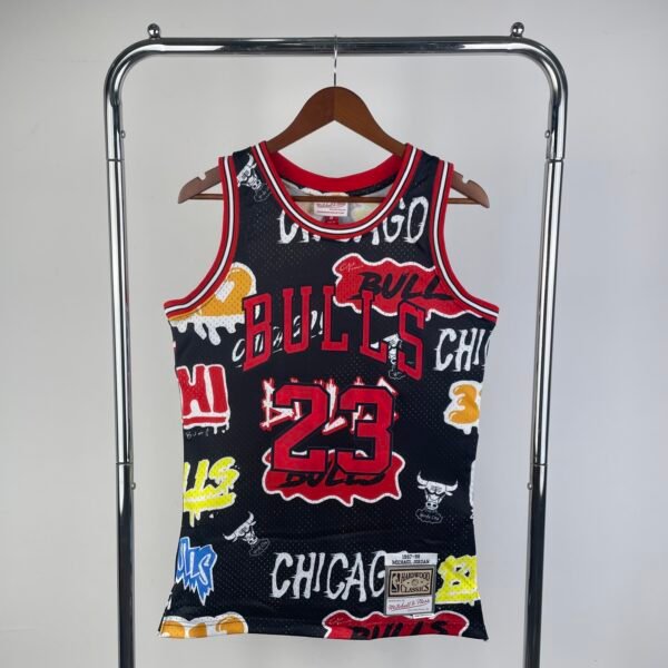 Bulls No. 23 JORDAN commemorative model